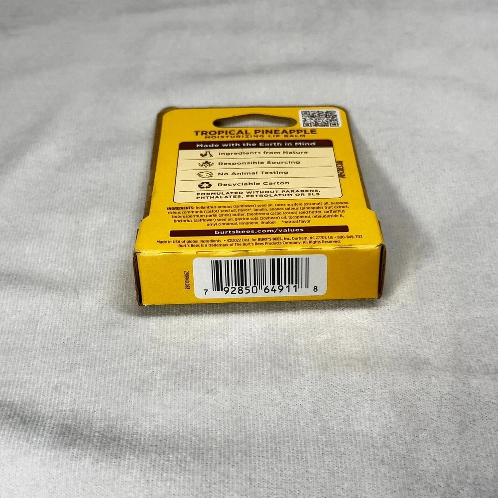 Burt's Bees Lip Balm Tropical Pineapple Moisturizing 0.15 oz New